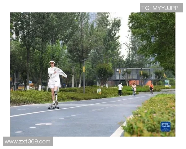 西安滑板队在城市马拉松中的精彩节奏与表现分析